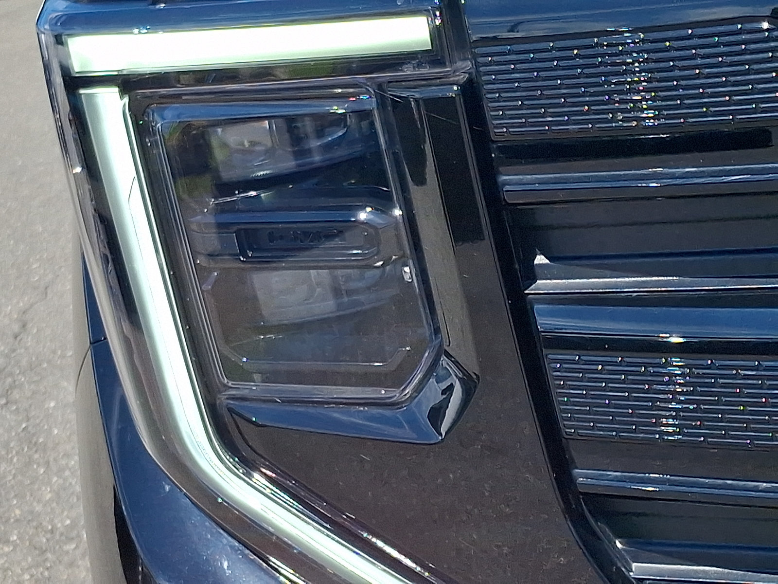 Certified 2024 GMC Sierra 1500 Elevation AWD/4WD image 9