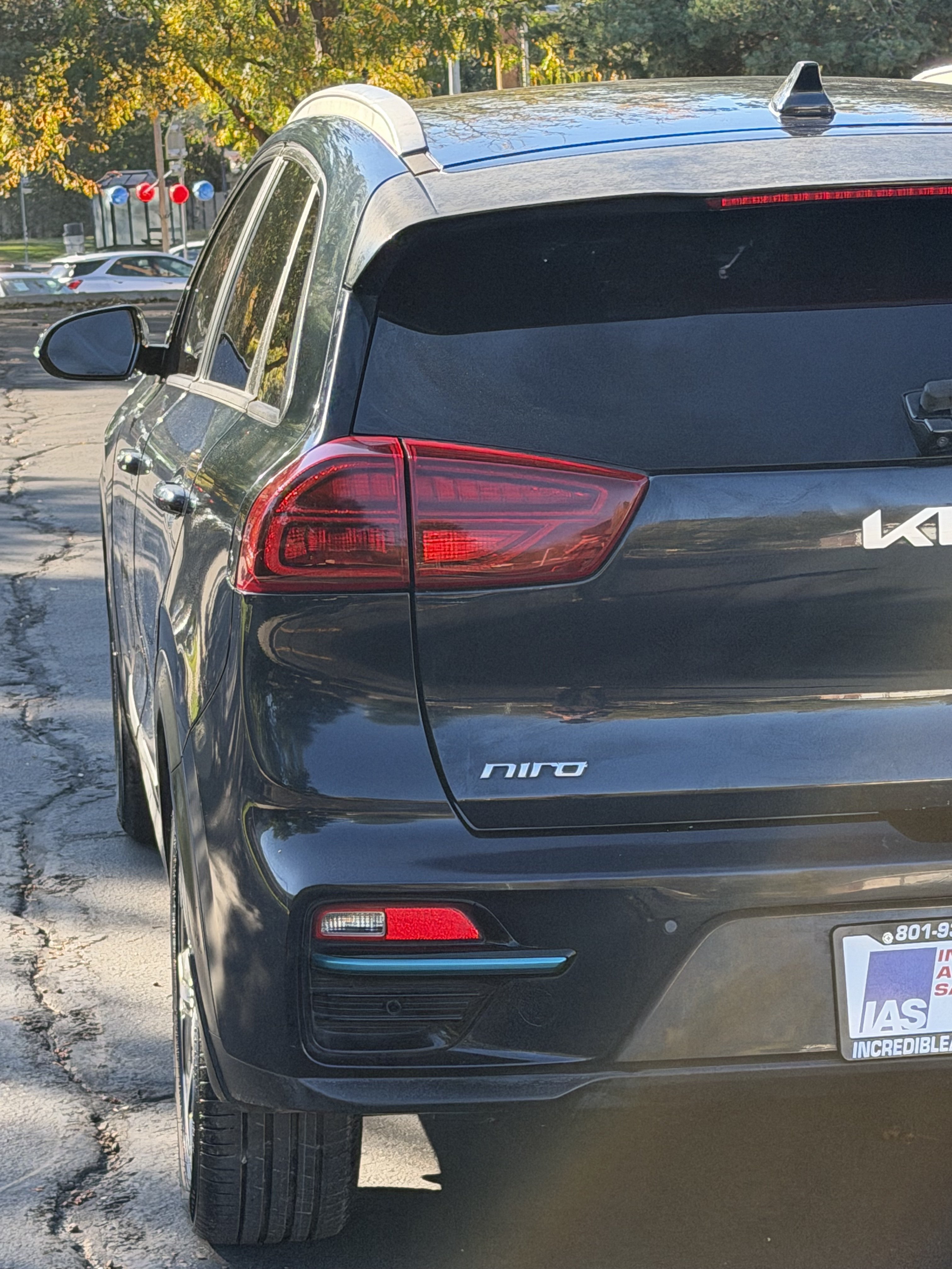 Used 2022 Kia Niro EX Premium FWD image 12