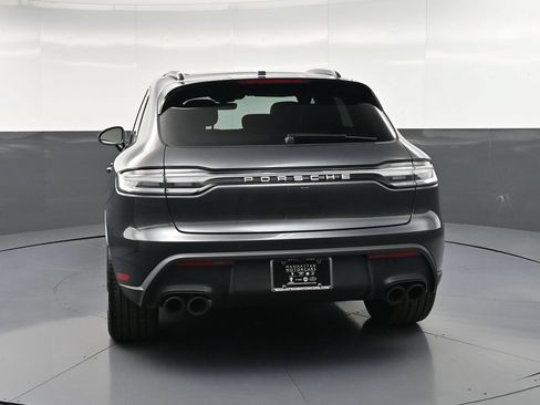 Certified 2026 Porsche Macan AWD/4WD image 7