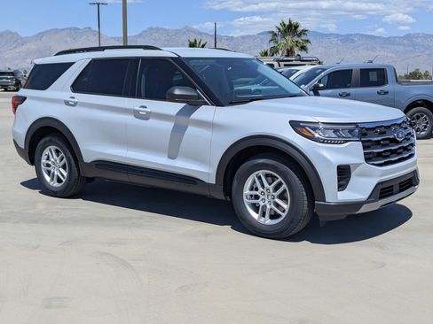New 2026 Ford Explorer Active RWD image 1