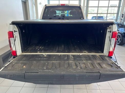 Used 2018 Ford F250 XLT w/ Camper Package AWD/4WD image 42