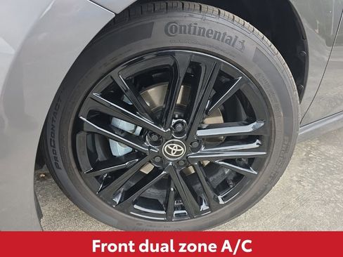 Used 2026 Toyota Camry SE image 3