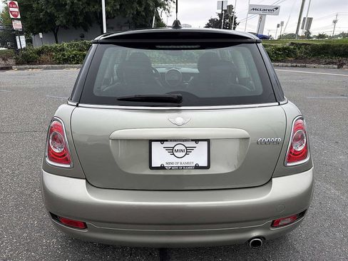 Used 2011 MINI Cooper Hardtop FWD image 13