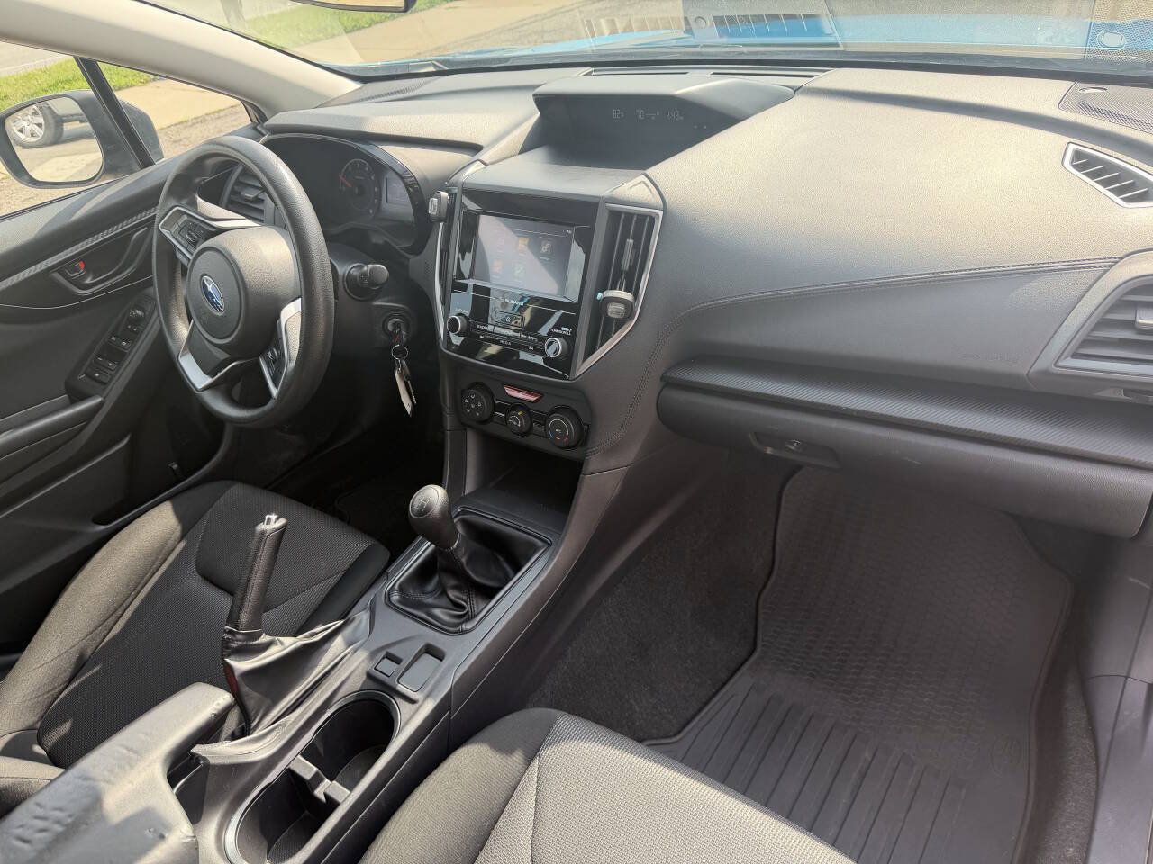 Used 2017 Subaru Impreza 2.0i AWD/4WD image 34