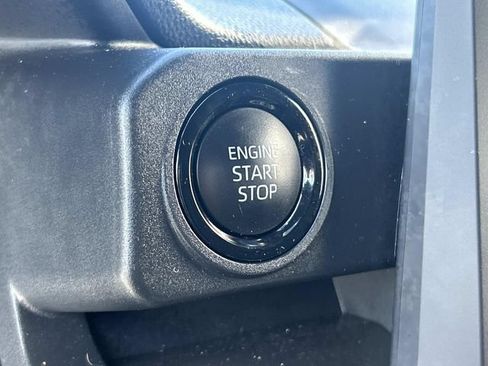 Used 2024 Toyota Tacoma SR5 AWD/4WD image 24