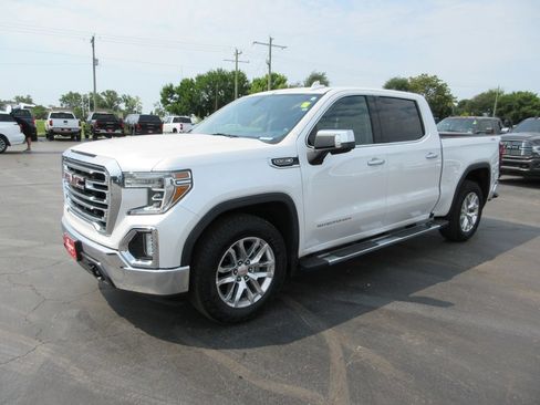 Used 2019 GMC Sierra 1500 SLT w/ SLT Premium Package AWD/4WD image 10