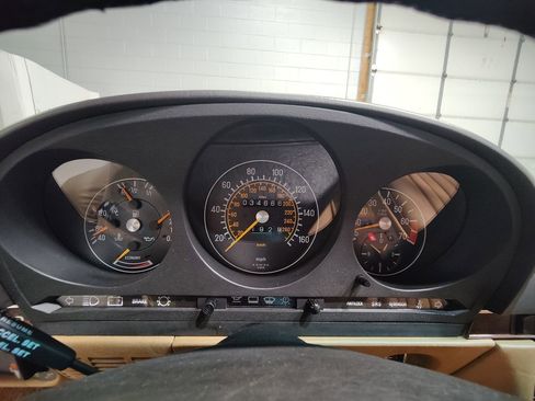 Used 1986 Mercedes-Benz 560 SL 2dr Convertible image 31