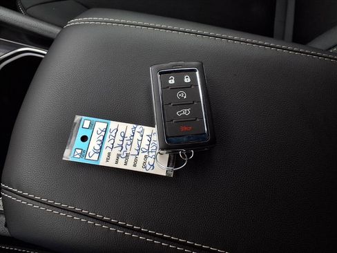 New 2025 Jeep Grand Cherokee Laredo X image 13