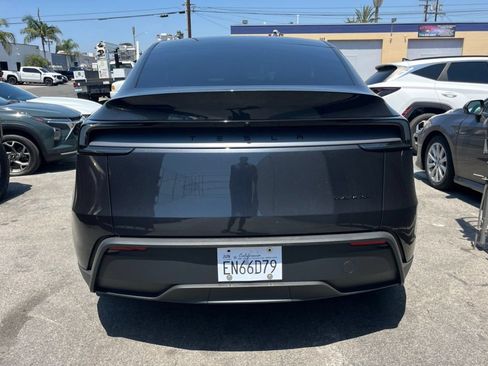 Used 2026 Tesla Model Y Long Range AWD/4WD image 23