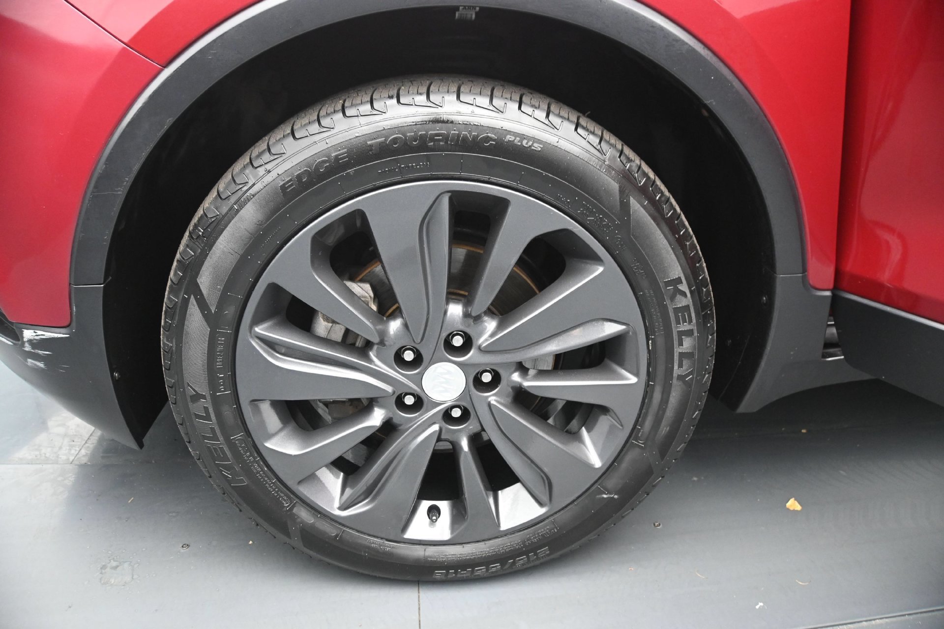 Used 2019 Buick Encore Essence w/ Safety Package II AWD/4WD image 26
