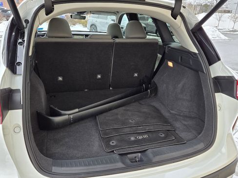 Certified 2023 INFINITI QX50 Sensory image 20