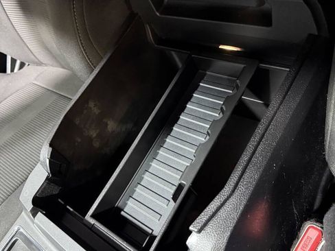 Used 2017 Ford F150 XLT w/ Equipment Group 302A Luxury image 82