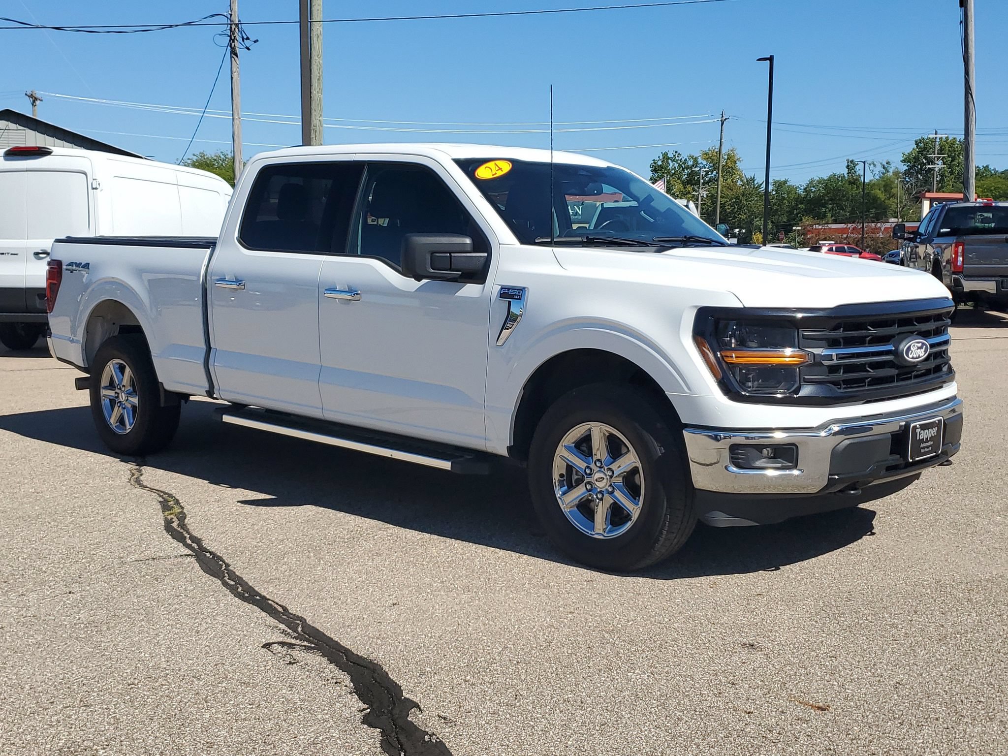 Used 2024 Ford F150 XLT AWD/4WD image 3