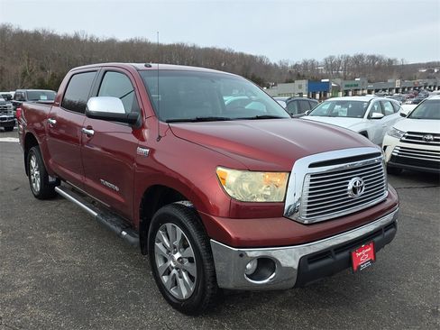 Used 2010 Toyota Tundra Limited image 2