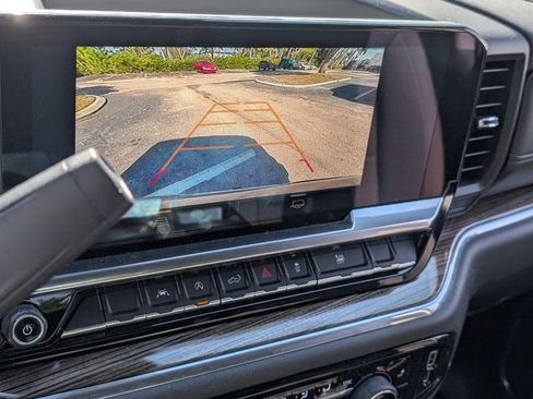 Used 2023 Chevrolet Silverado 1500 LT image 19