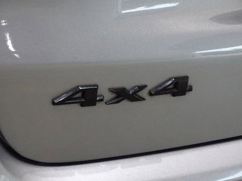 Used 2019 Jeep Compass Altitude image 32