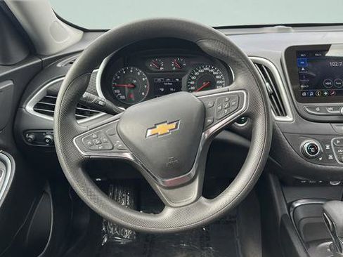 Used 2024 Chevrolet Malibu LT FWD image 13