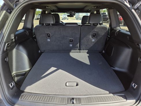 New 2026 Jeep Grand Cherokee Limited RWD image 25