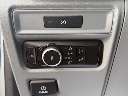 Used 2025 Ford F150 XLT w/ Equipment Group 301A Standard AWD/4WD image 19