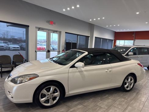 Used 2007 Toyota Solara SLE image 6