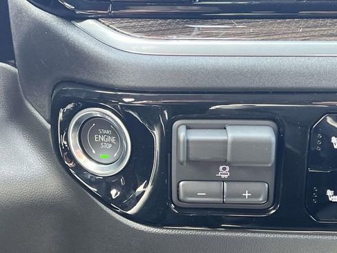 New 2026 GMC Sierra 1500 Elevation image 24