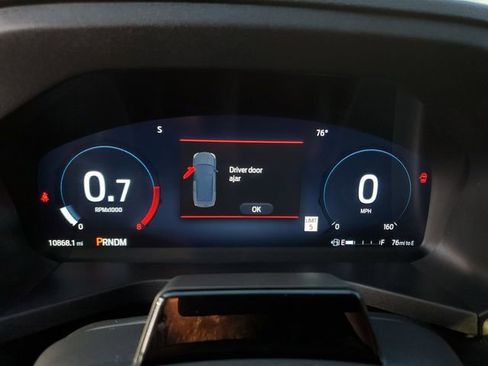 Used 2025 Ford Explorer ST RWD image 31