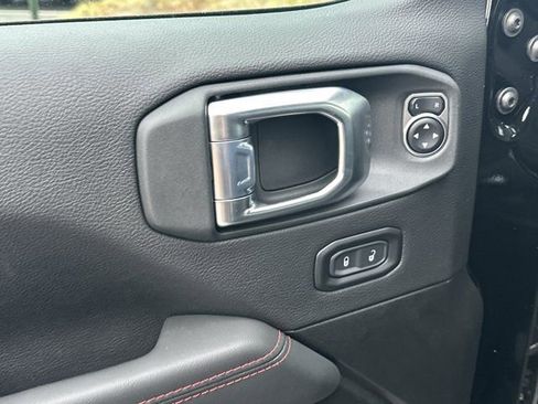 New 2026 Jeep Wrangler Unlimited Rubicon image 12