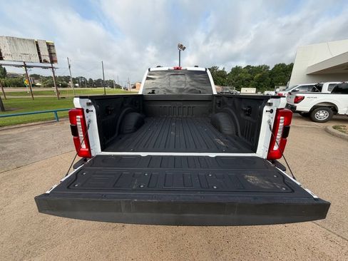 Used 2023 Ford F250 Lariat w/ Chrome Package AWD/4WD image 11