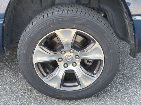 Used 2023 RAM 1500 Laramie AWD/4WD image 38