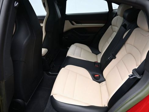 Certified 2022 Porsche Taycan 4S AWD/4WD image 7