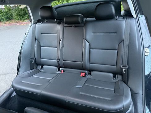 Used 2016 Volkswagen e-Golf SEL Premium w/ Driver Assistance Package image 16