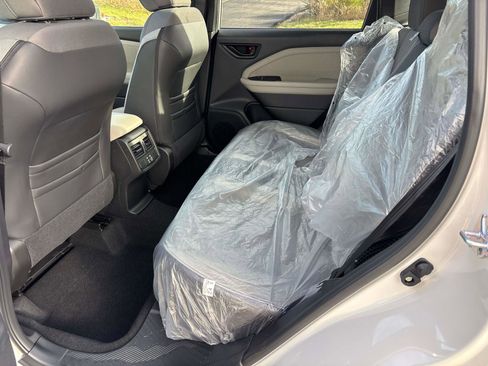 Used 2025 Subaru Forester Premium image 6