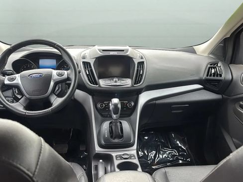 Used 2014 Ford Escape SE w/ Equipment Group 201A FWD image 9