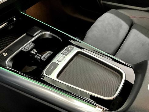 New 2025 Mercedes-Benz GLA 250 image 7