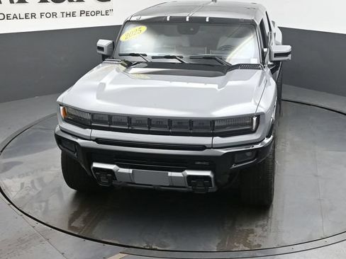 Used 2025 GMC Hummer EV 3X AWD/4WD image 45