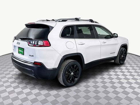 Used 2019 Jeep Cherokee Latitude Plus image 10