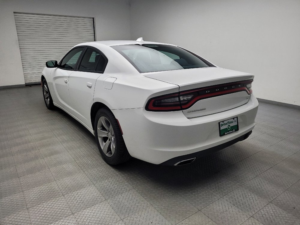 Used 2016 Dodge Charger SXT RWD image 5