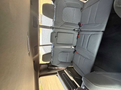 Used 2025 RAM 1500 Big Horn AWD/4WD image 22