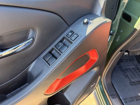 Used 2023 Nissan Frontier PRO-4X w/ Pro-4X Premium Package image 10