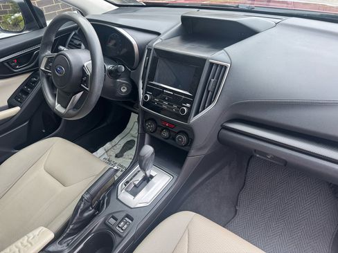 Used 2018 Subaru Impreza 2.0i Premium image 4