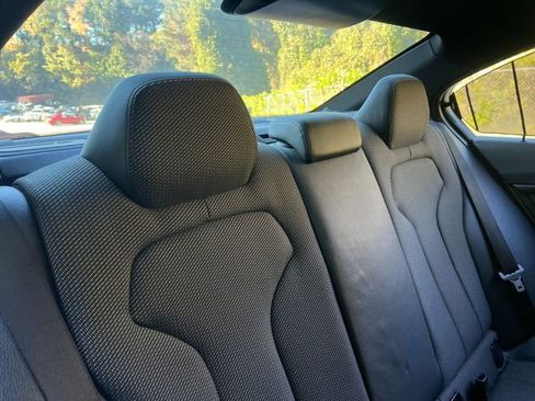 Used 2018 BMW M3 image 37