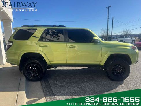 Used 2023 Toyota 4Runner TRD Off-Road Premium image 5