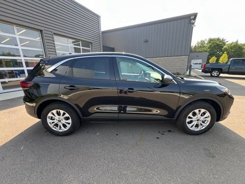 Used 2024 Ford Escape Active w/ Tech Pack #1 AWD/4WD image 4