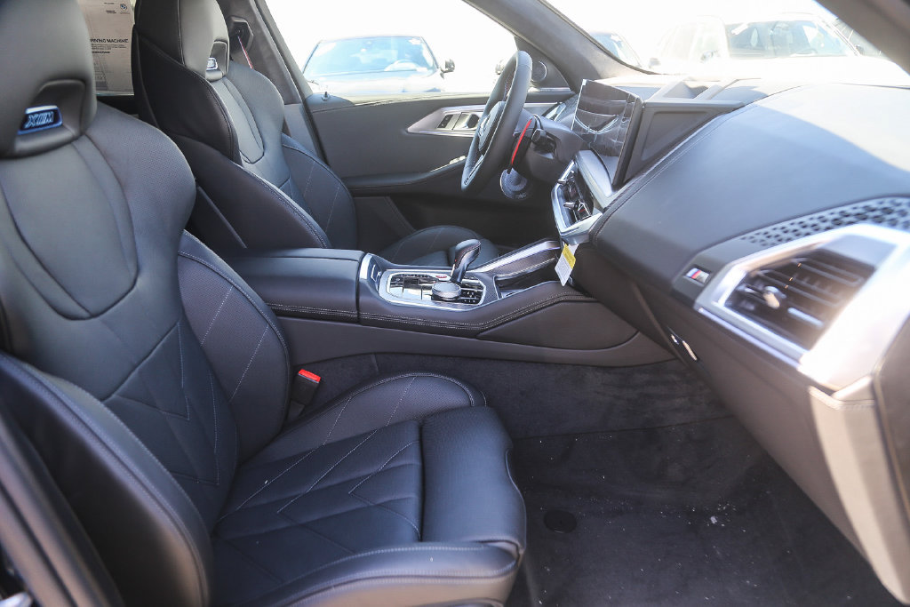 Used 2026 BMW XM Label Red AWD/4WD image 12
