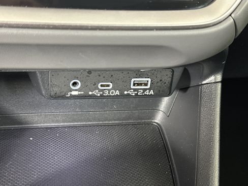 Used 2024 Subaru Crosstrek 2.0i Premium image 22