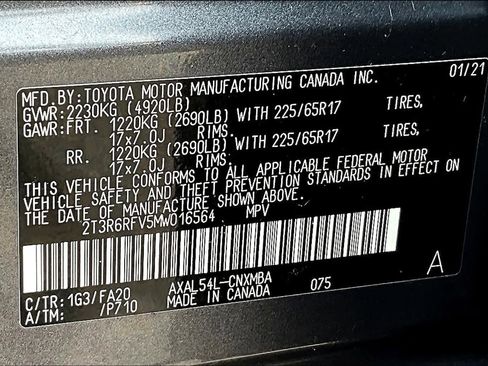 Used 2021 Toyota RAV4 XLE w/ Convenience Package image 36