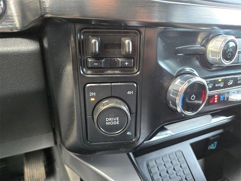 Used 2024 Ford F250 Lariat image 17