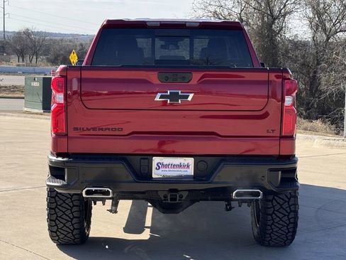Used 2025 Chevrolet Silverado 1500 LT Trail Boss w/ LT Trail Boss Premium Package AWD/4WD image 5