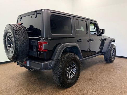 Used 2024 Jeep Wrangler Unlimited Sport AWD/4WD image 5