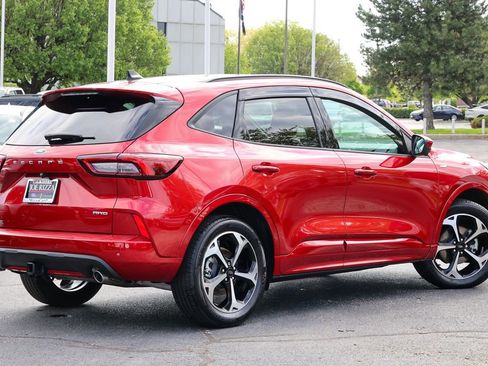 Certified 2025 Ford Escape ST-Line Elite w/ Premium Technology Package AWD/4WD image 3